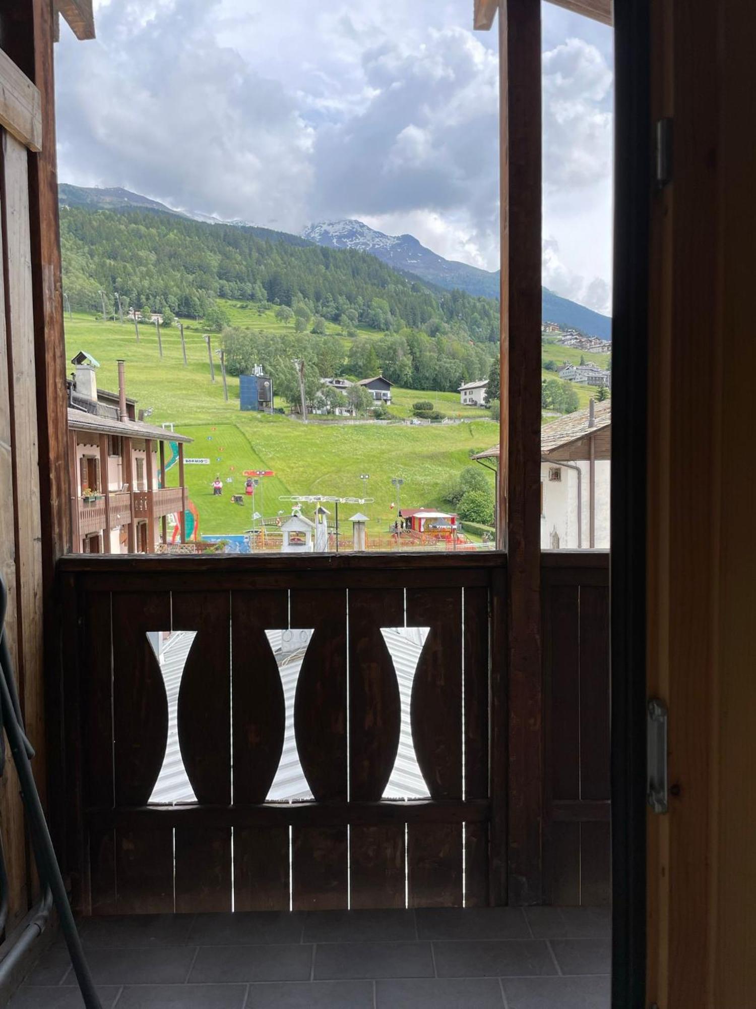 Ambassador Rooms In Bormio, Solo Camera Senza Colazione Eksteriør billede